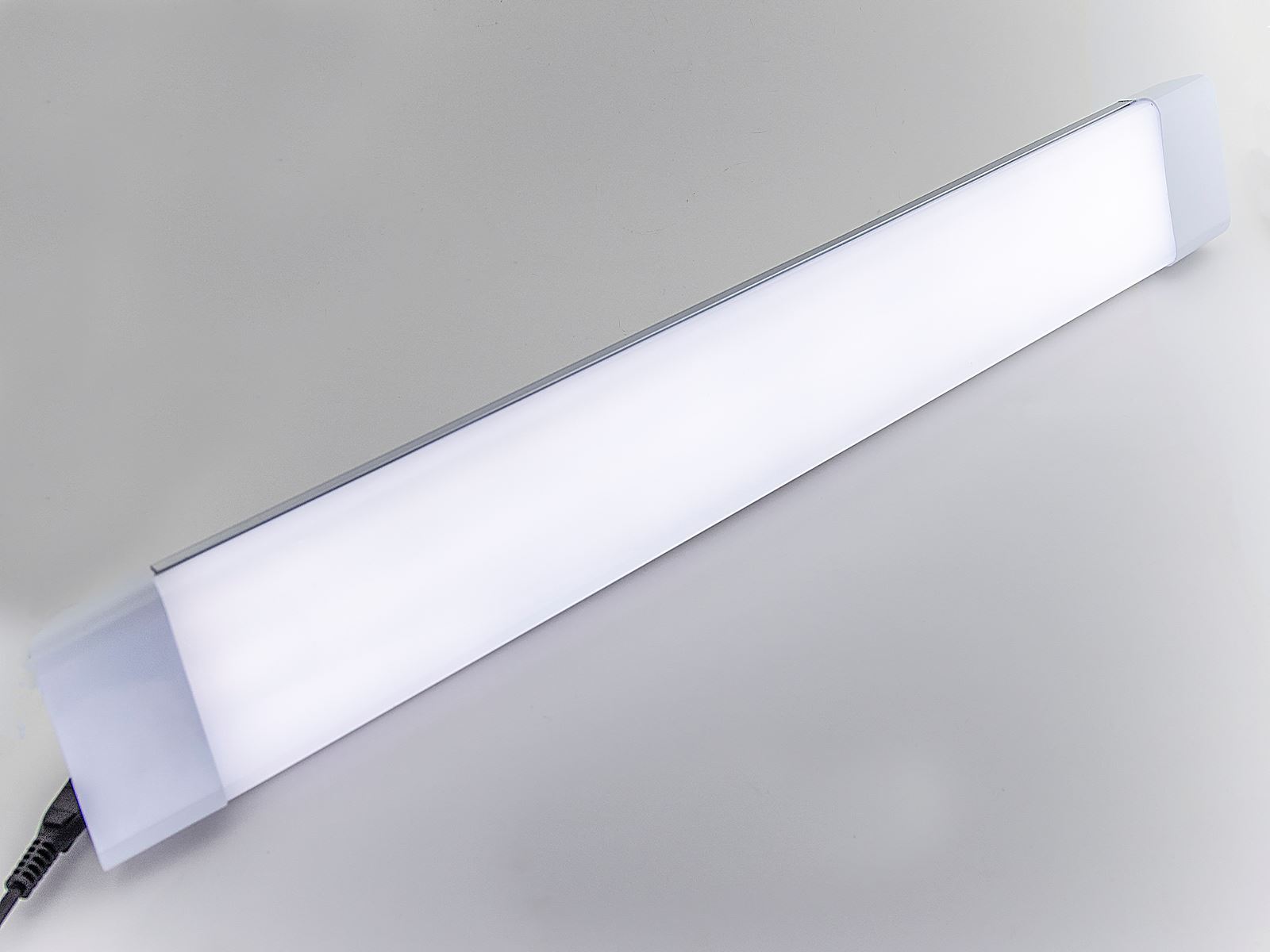 27 Watt 60Cm 3 Yollu Led Yatay Bant Armatürü